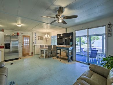 Tampa Home 933408 Tampa Home 933408