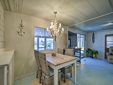 Tampa Home 933408 Tampa Home 933408