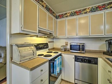 Tampa Home 933408 Tampa Home 933408