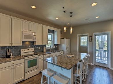 Pensacola Beach Home 933409
