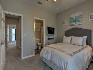 Pensacola Beach Home 933409