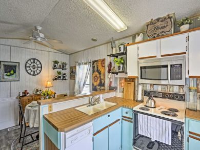 Fort Myers Home 933425