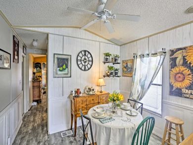 Fort Myers Home 933425