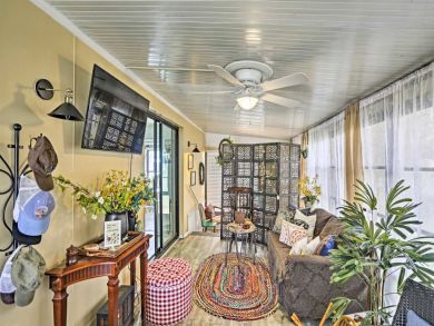 Fort Myers Home 933425