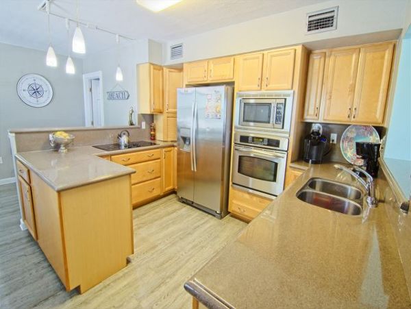 Bradenton Beach Three Bedroom Vacation Pool Home