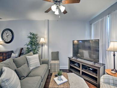 St. Petersburg Home 933427
