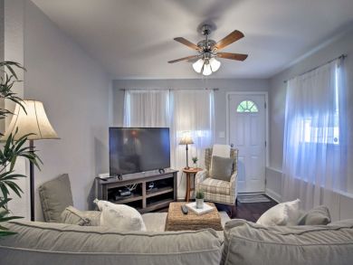 St. Petersburg Home 933427
