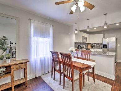 St. Petersburg Home 933427