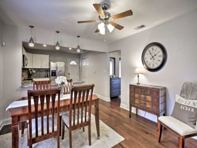 St. Petersburg Home 933427
