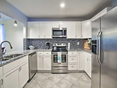 St. Petersburg Home 933427
