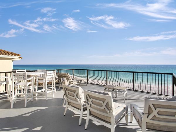 Destin Luxury Vacation Accommodation on Beach