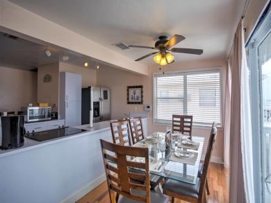Fort Myers Home 933440
