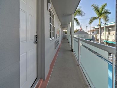 Clearwater Home 933451