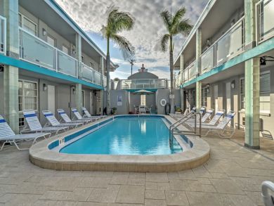 Clearwater Home 933451