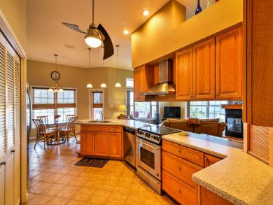 Tampa Home 933454