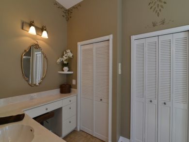 Tampa Home 933454