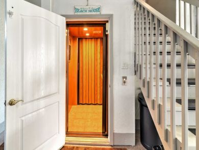 Tampa Home 933454
