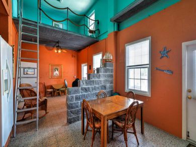 Tampa Home 933454