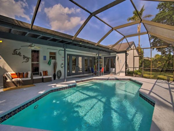 Two Bedroom Vacation Home with Private Caged Pool Sleeps 8