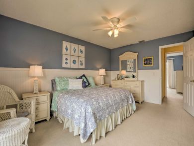 St. Augustine Home 933470