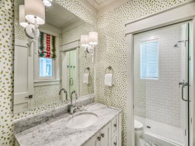 Lovely Six Bedroom Vacation Home in Santa Rosa Beach Lovely Six Bedroom Vacation Home in Santa Rosa Beach