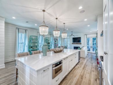Lovely Six Bedroom Vacation Home in Santa Rosa Beach Lovely Six Bedroom Vacation Home in Santa Rosa Beach