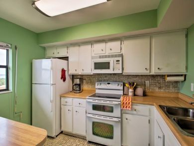 Jensen Beach Home 933477 Jensen Beach Home 933477