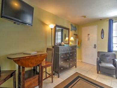 Clearwater Home 933479