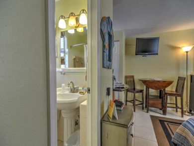 Clearwater Home 933479