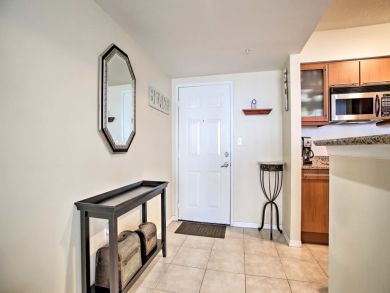 Hollywood Home 933482