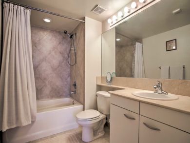 Hollywood Home 933482