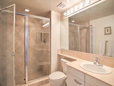 Hollywood Home 933482