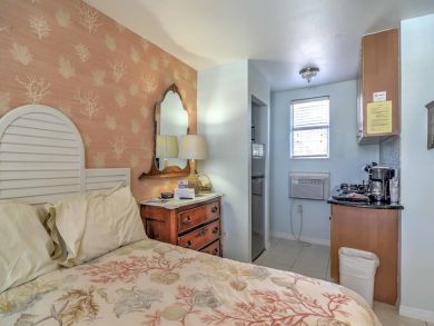 Clearwater Home 933484 Clearwater Home 933484