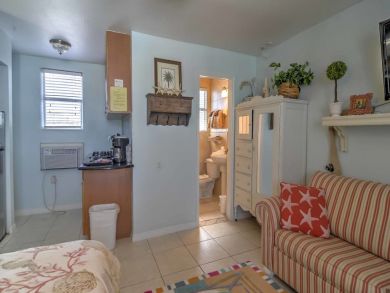 Clearwater Home 933484 Clearwater Home 933484