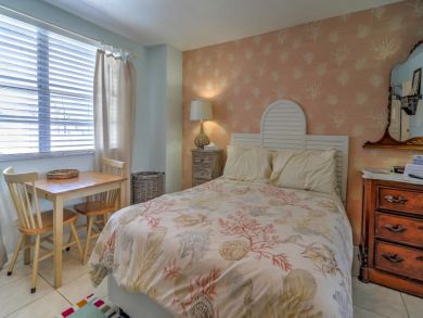 Clearwater Home 933484 Clearwater Home 933484