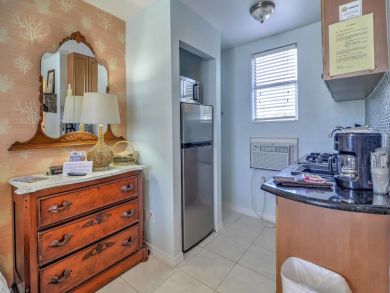 Clearwater Home 933484 Clearwater Home 933484