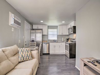 Tampa Home 933487 Tampa Home 933487