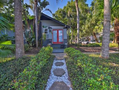 St. Petersburg Home 933492