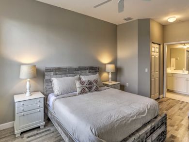 Fort Myers Home 933498