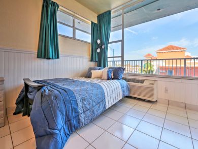 Daytona Beach Home 933526