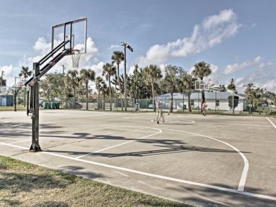 Cocoa Beach Home 933531