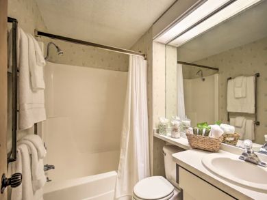 Clearwater Home 933532