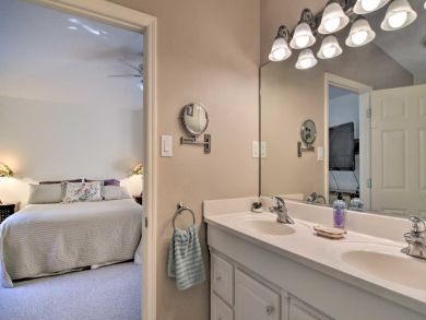 Sarasota Home 933536