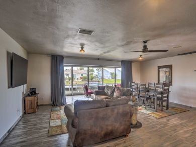 Fort Myers Home 933539