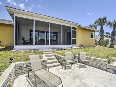 Fort Myers Home 933539