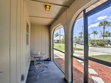 Fort Myers Home 933539