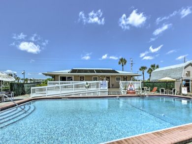 Cocoa Beach Home 933543