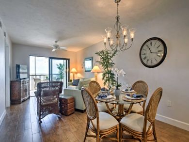 Fort Myers Home 933547