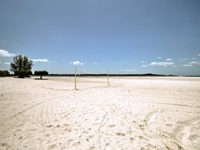 Fort Myers Home 933547