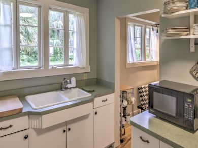 Other Cities  Florida Home 933550